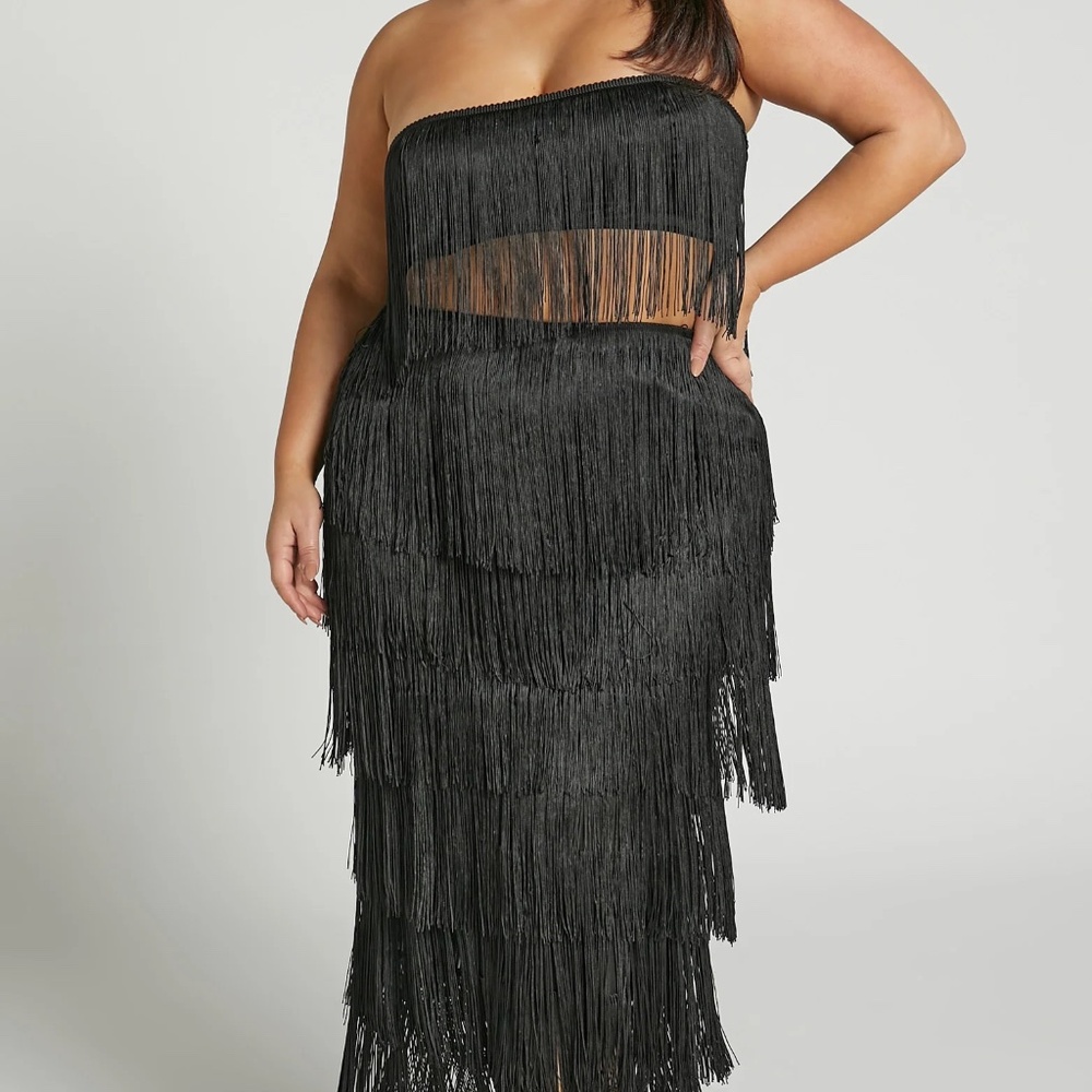 PLUS SIZE: SHOWPO AMALEE TWO PIECE FRINGE SET